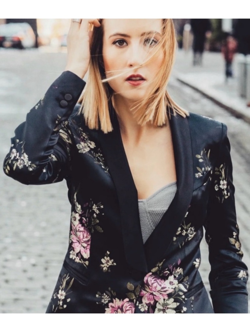 Zara Black Satin Floral Embroidered Blazer